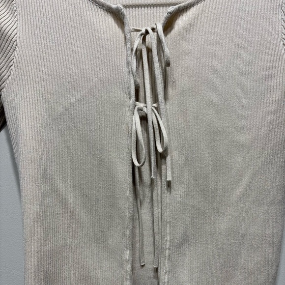 Fashion Nova Vintage Ribbed Short Sleeve Tie Front Cropped Shirt Crop Top Cream - Picture 2 of 7